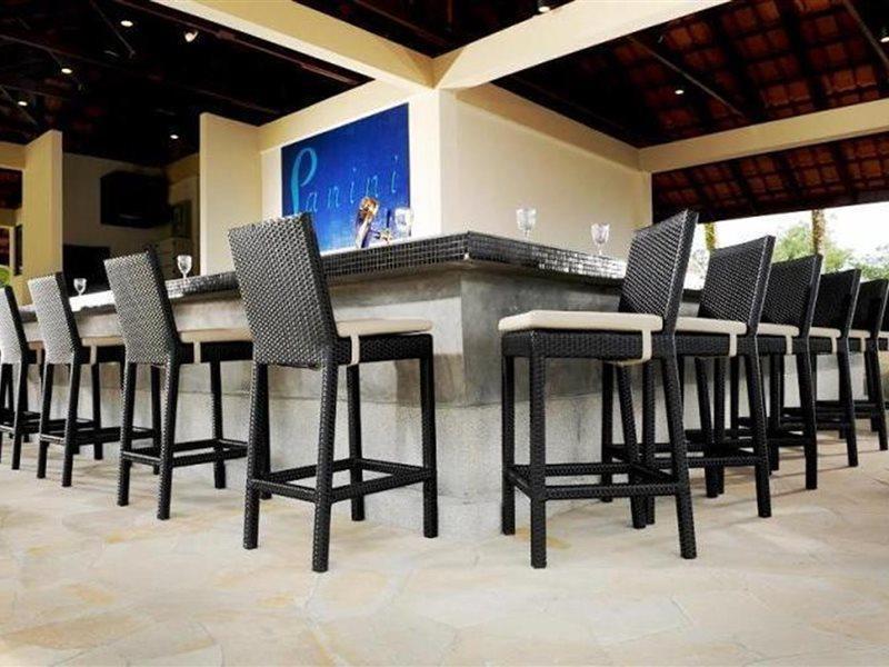 Damai Puri Resort & Spa Кучинг Экстерьер фото Bar stools