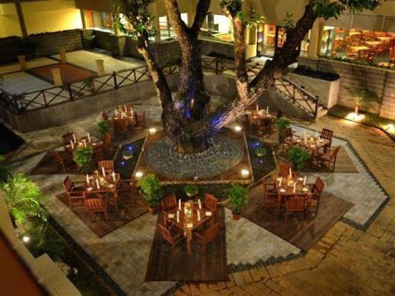 Damai Puri Resort & Spa Кучинг Экстерьер фото The lobby of the hotel