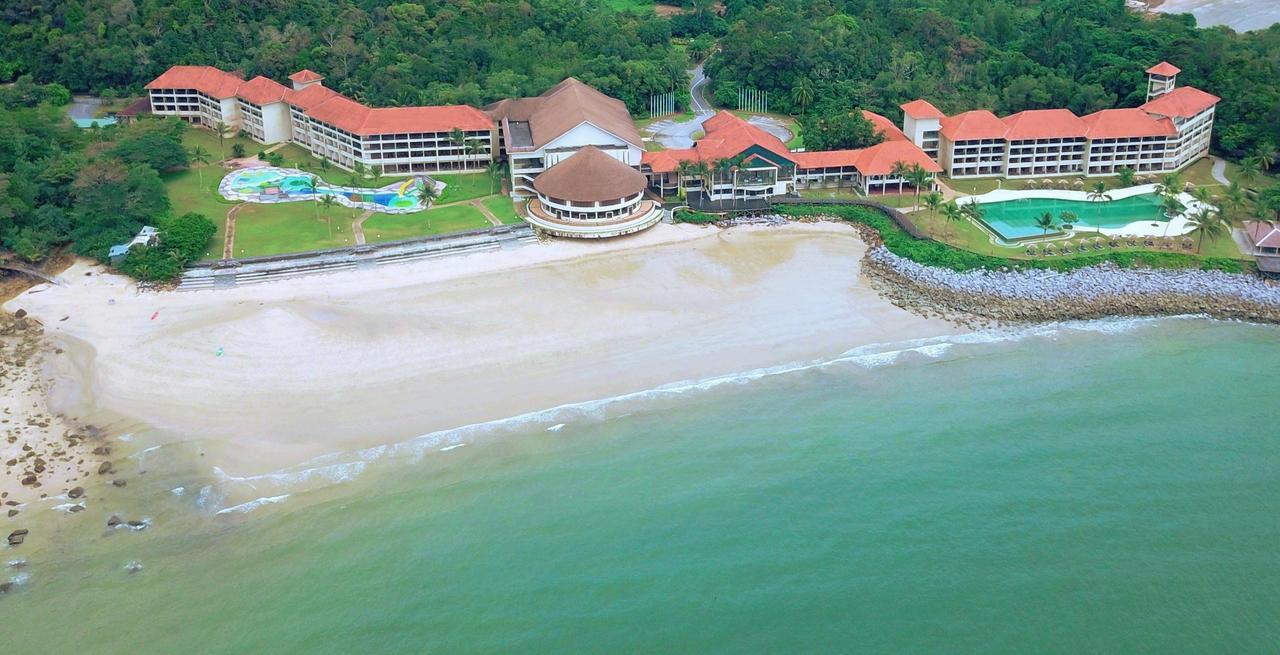 Damai Puri Resort & Spa Кучинг Экстерьер фото The Bayview Beach Resort